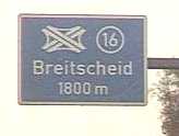 inital guide sign for a major interchange
